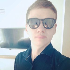 Meet your Posher, Justin